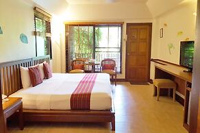 Birds and Bees Resort