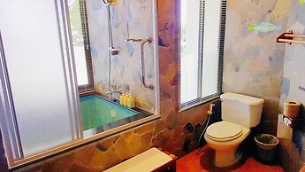 Birds and Bees Resort