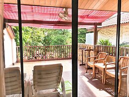 Birds and Bees Resort