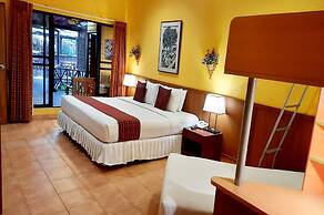 Birds and Bees Resort