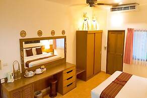 Birds and Bees Resort