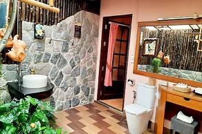 Birds and Bees Resort