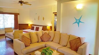 Birds and Bees Resort