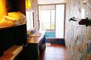 Birds and Bees Resort