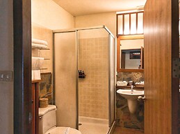 Birds and Bees Resort