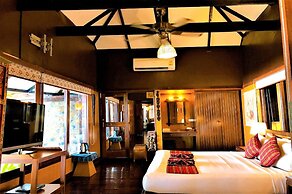 Birds and Bees Resort