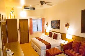 Birds and Bees Resort