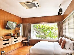 Birds and Bees Resort