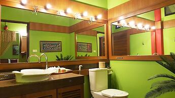 Birds and Bees Resort