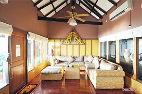 Birds and Bees Resort