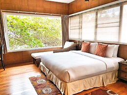 Birds and Bees Resort