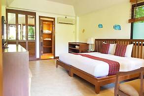 Birds and Bees Resort