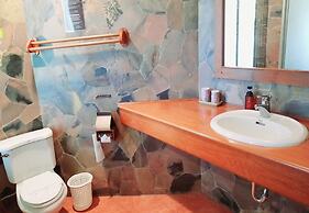 Birds and Bees Resort