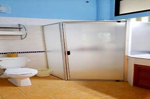 Birds and Bees Resort