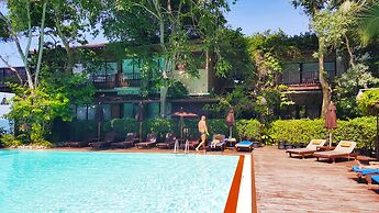 Birds and Bees Resort