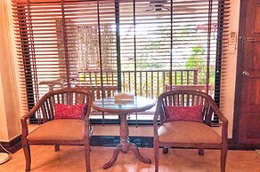 Birds and Bees Resort