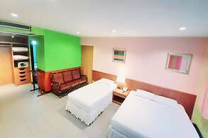 Birds and Bees Resort