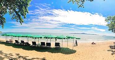 Birds and Bees Resort