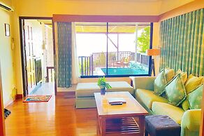 Birds and Bees Resort