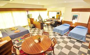 Birds and Bees Resort