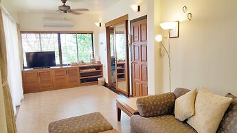 Birds and Bees Resort