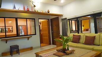 Birds and Bees Resort