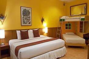 Birds and Bees Resort