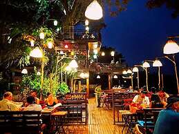 Birds and Bees Resort