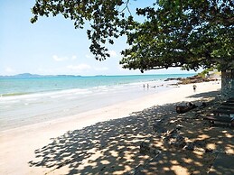 Birds and Bees Resort