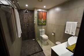 Arcadia Suites