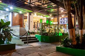 Lleras Green Hotel