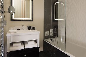 Hotel Le Narcisse Blanc & Spa