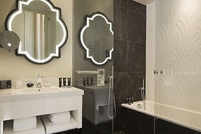 Hotel Le Narcisse Blanc & Spa