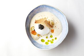 Hotel Le Narcisse Blanc & Spa