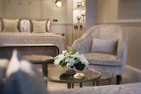 Hotel Le Narcisse Blanc & Spa