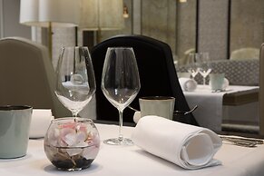 Hotel Le Narcisse Blanc & Spa