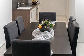 Luxury Apartments Jolara