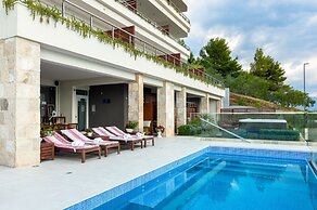 Luxury Apartments Jolara