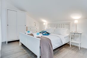 Luxury Apartments Jolara