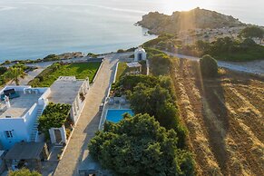 Amalgam Homes Paros Beachfront Villa