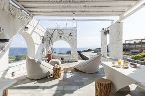 Amalgam Homes Paros Beachfront Villa