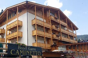 Hotel Garnì Caminetto