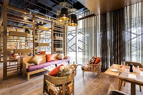 Crowne Plaza Vientiane by IHG