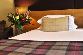 Craigmhor Lodge & Courtyard