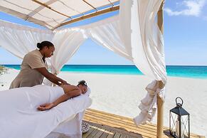 Zemi Beach House, LXR Hotels & Resorts