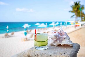 Zemi Beach House, LXR Hotels & Resorts