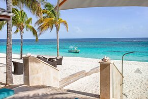 Zemi Beach House, LXR Hotels & Resorts