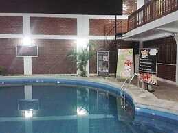 Hotel & Restobar Karaoke Garchetti