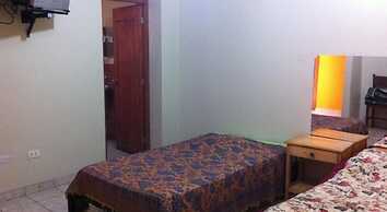 Hotel & Restobar Karaoke Garchetti