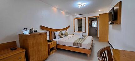 Wild Orchid Beach Resort